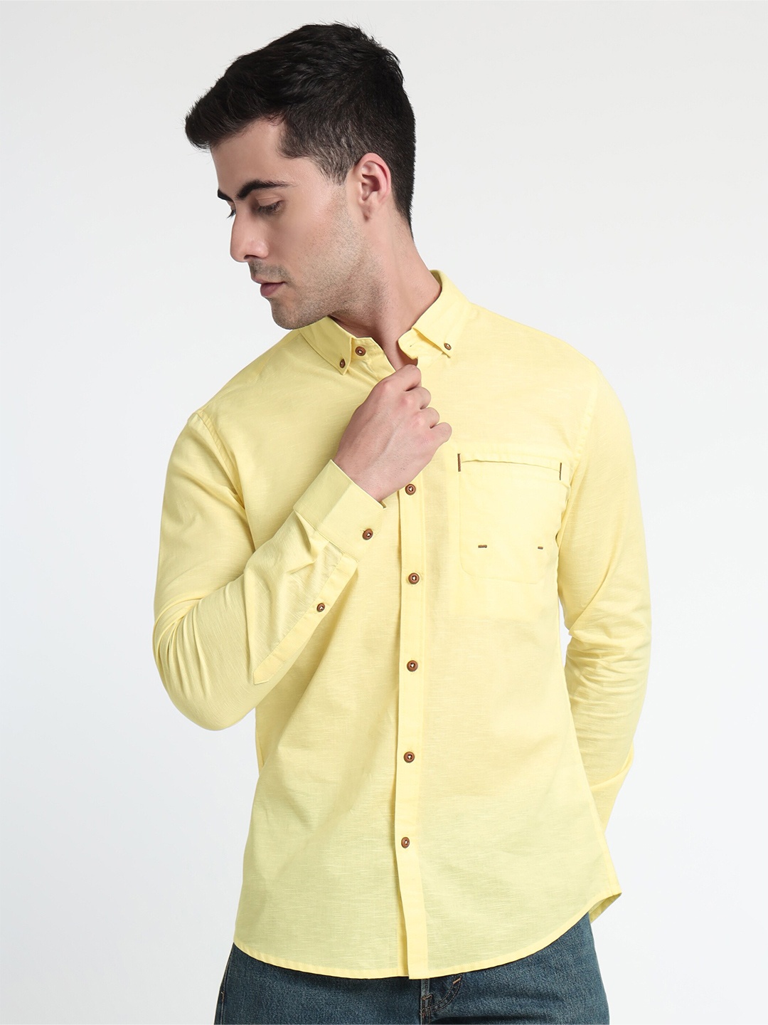 

Beyoung Classic Casual Shirt, Yellow