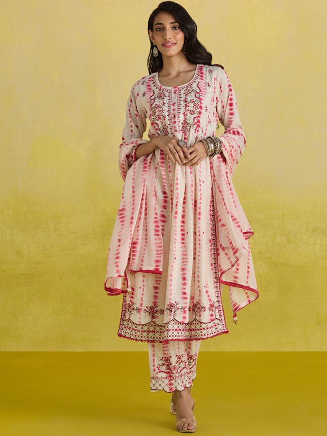 

Anouk Ethnic Motifs Printed Thread Work Pure Cotton Kurta with Trousers & Dupatta, Pink