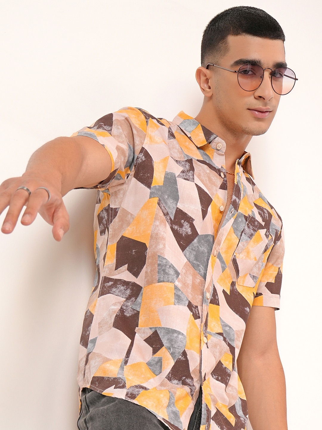 

HIGHLANER Printed Casual Shirt, Mustard