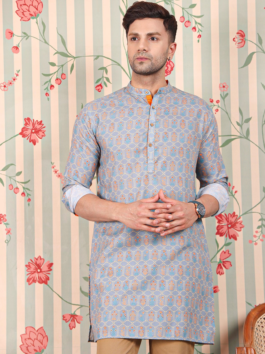 

Ode by House of Pataudi Ethnic Motifs Printed Short Kurta, Grey