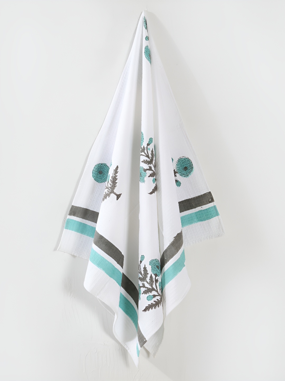 

HANDICRAFT PALACE White & Green Printed Cotton 250 GSM Bath Towel