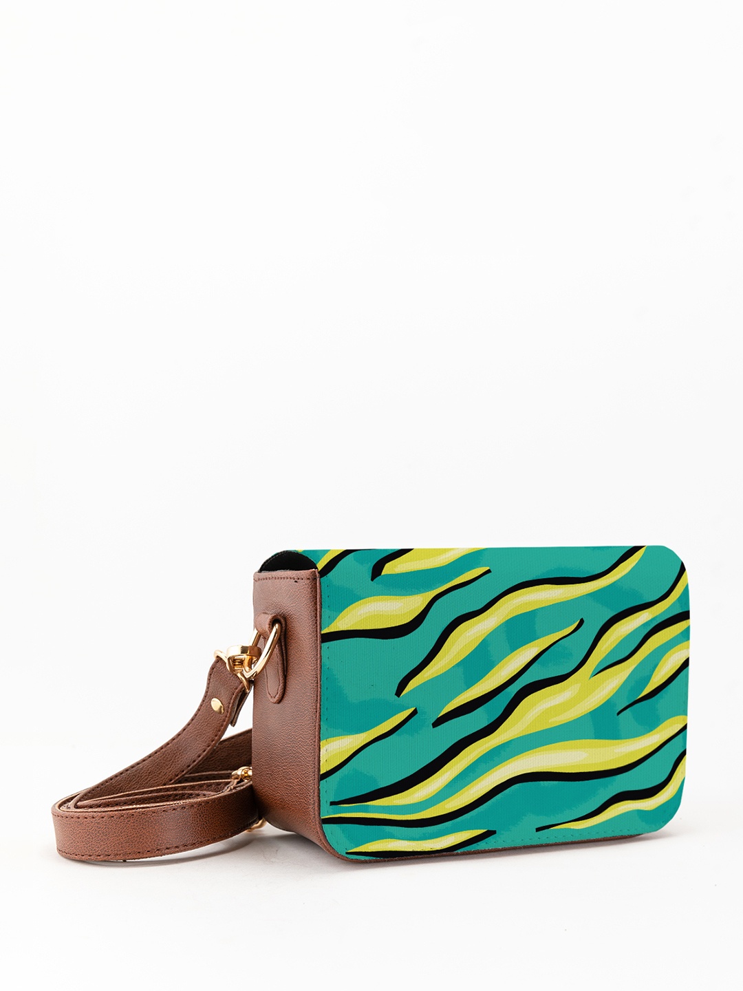 

Kalankit Graphic Printed Swagger Sling Bag, Green