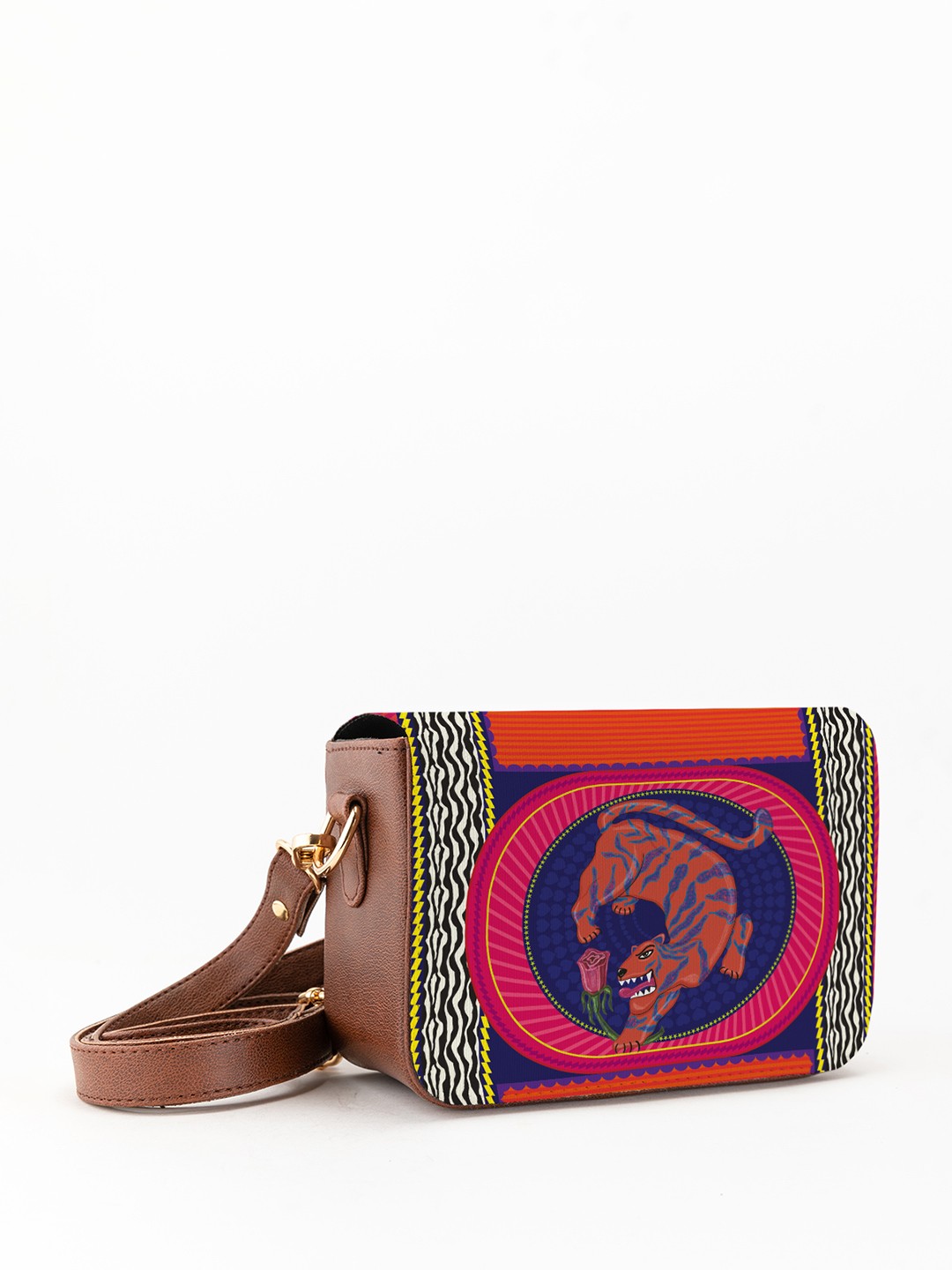 

Kalankit Graphic Printed Swagger Sling Bag, Red
