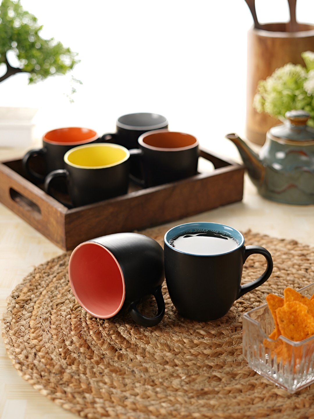 

Aura Black & Red 6 Pieces Ceramic Glossy Mugs 200 ml