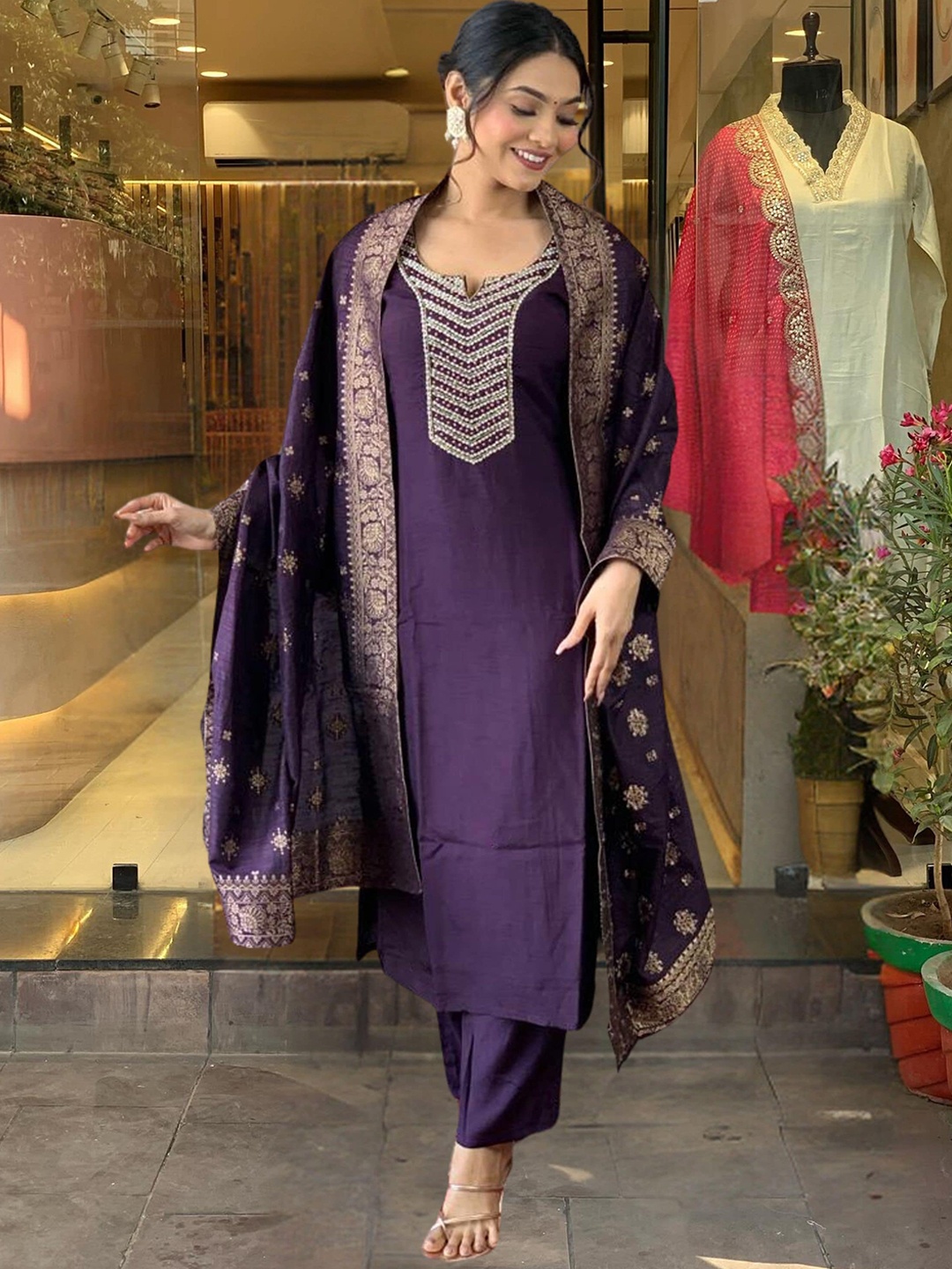 

Vaidehi Fashion Floral Embroidered Straight Kurta with Trousers & Dupatta, Purple