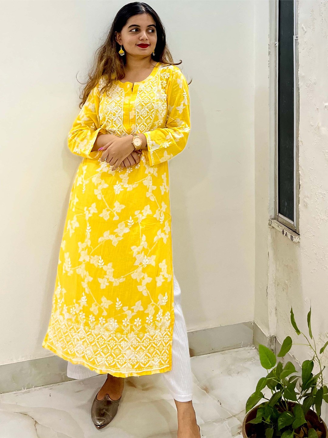 

THE VASILIKI Pure Cotton Floral Printed Chikankari Kurta, Yellow
