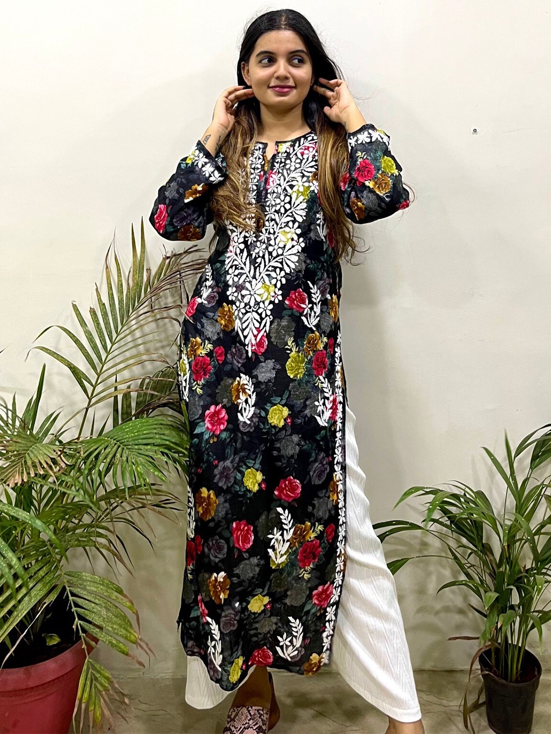 

THE VASILIKI Pure Cotton Floral Printed Chikankari Kurta, Black