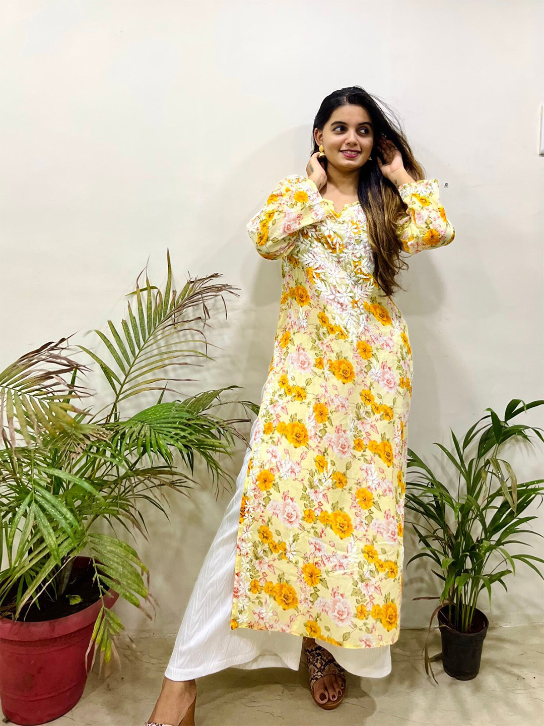 

THE VASILIKI Pure Cotton Floral Chikankari Kurta, Yellow