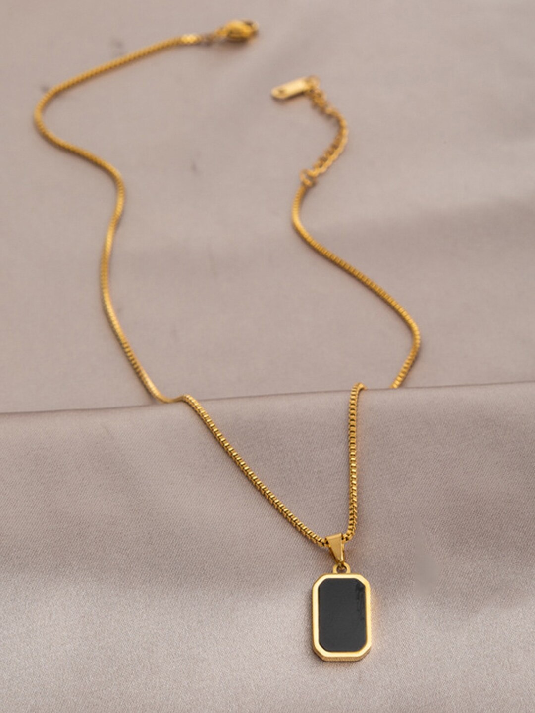 

VAGHBHATT Stainless Steel Stone Studded Rectangle Shape Pendant Chain, Gold