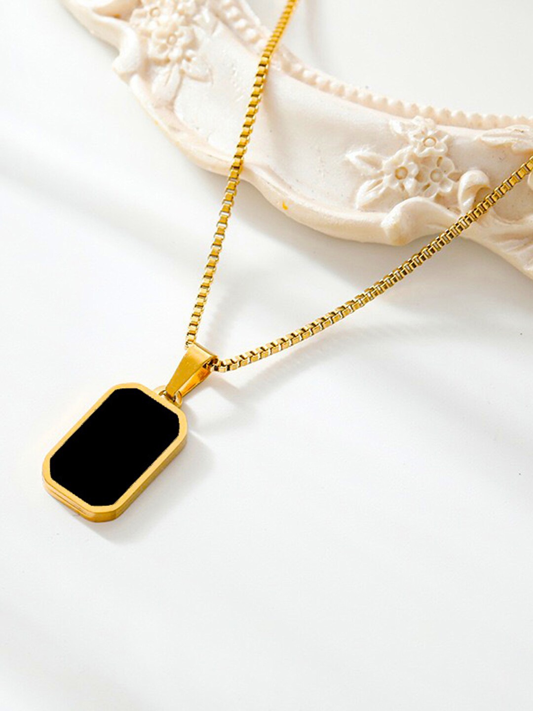 

VAGHBHATT Stainless Steel Stone Studded Rectangle Shape Pendant Chain, Gold