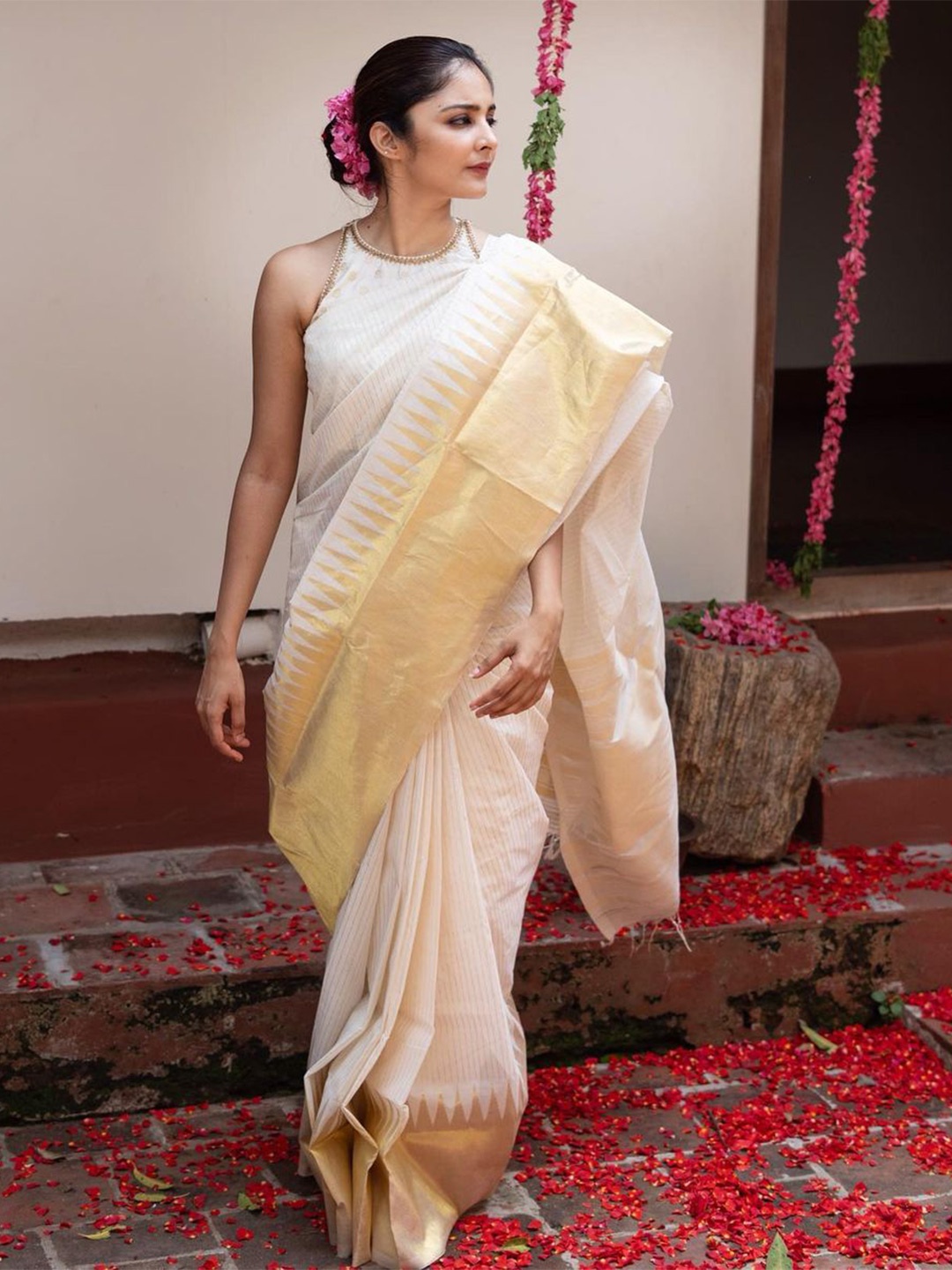 

PAVANPUTRA FAB Striped Woven Design Zari Banarasi Saree, Off white