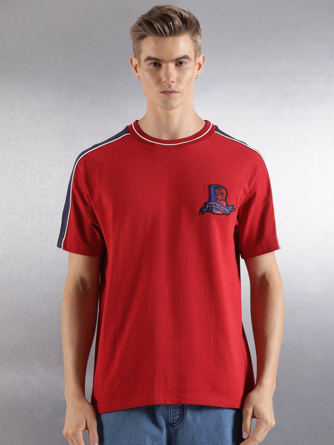

Breakbounce Round Neck Extended Sleeves Cotton T-shirt, Red