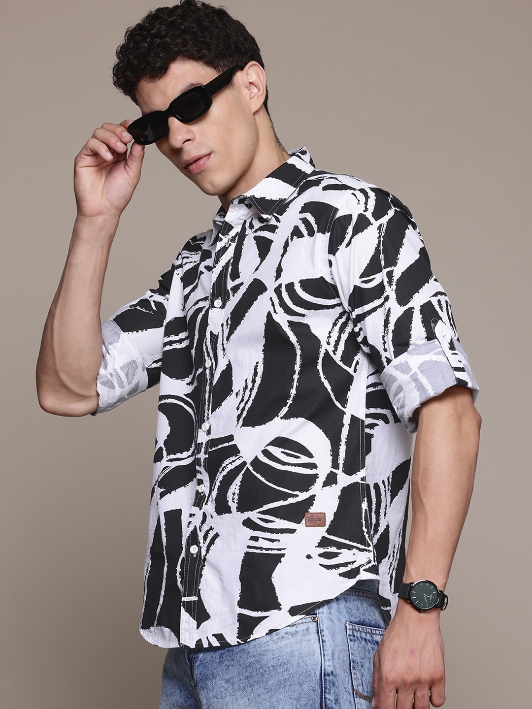 

The Roadster Lifestyle Co. Opaque Printed Casual Shirt, Black