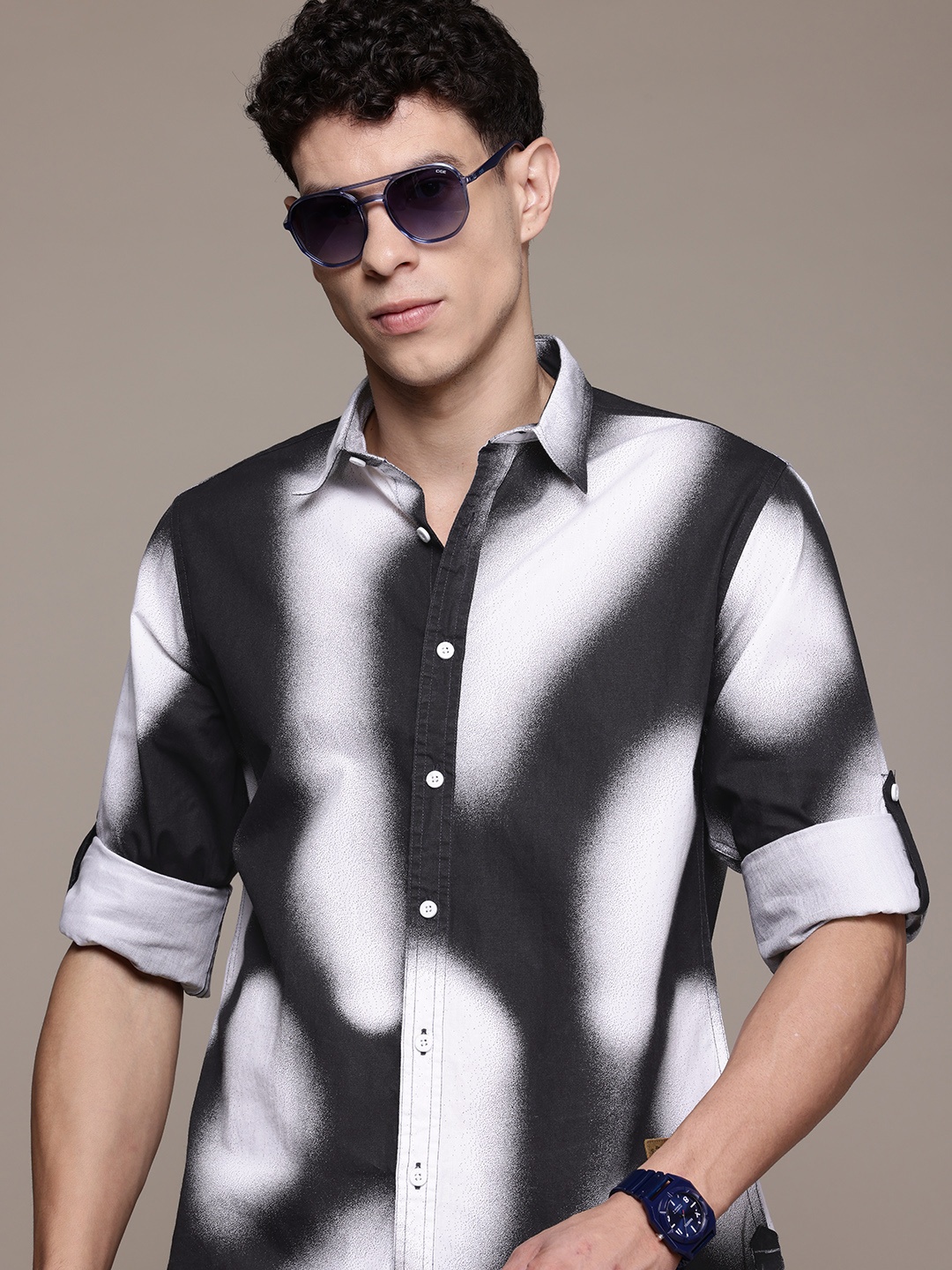 

The Roadster Lifestyle Co. Printed Pure Cotton Casual Shirt, Black