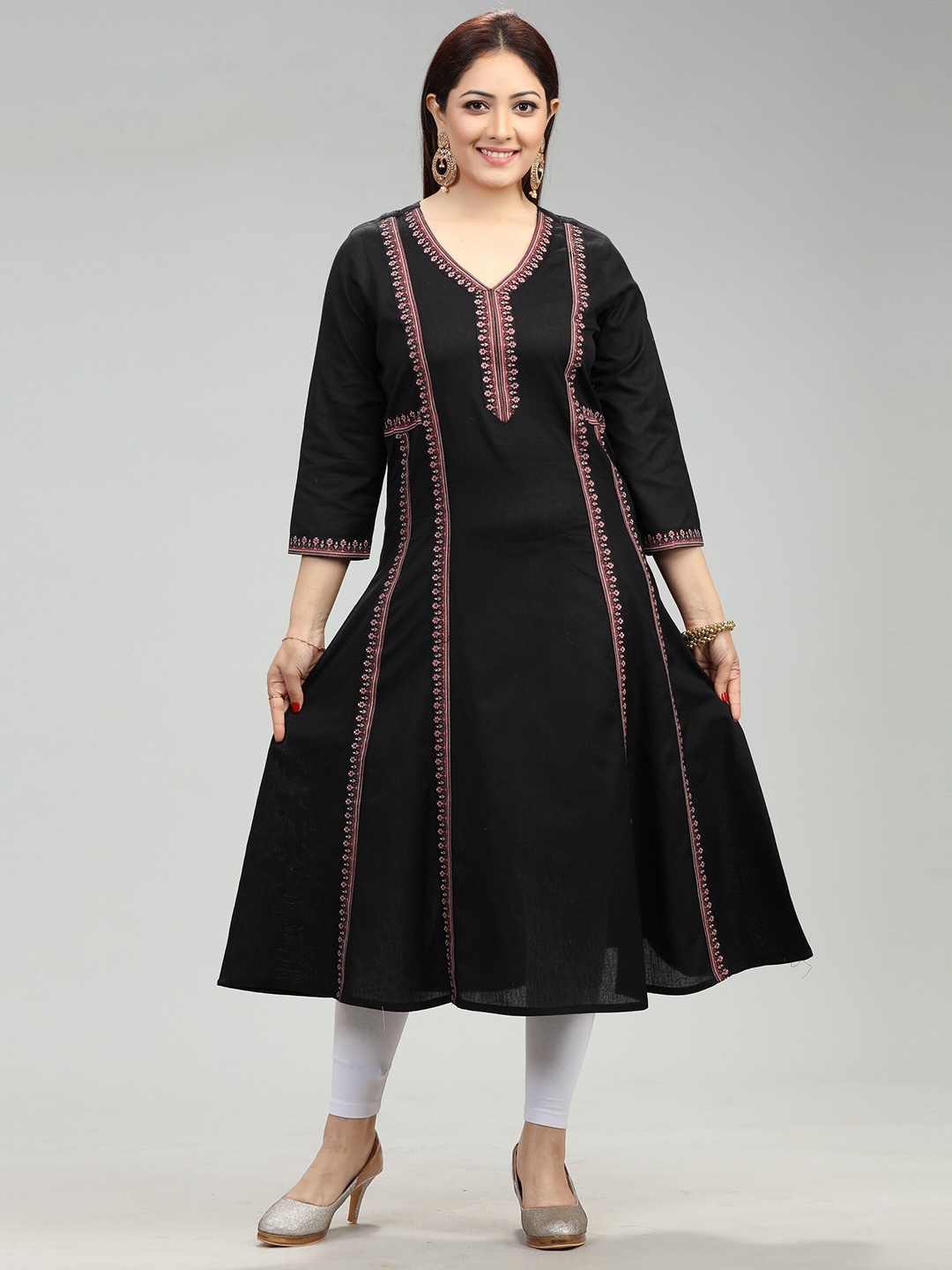 

COTTON CULTURE Pure Cotton Floral Printed A-Line Kurta, Black