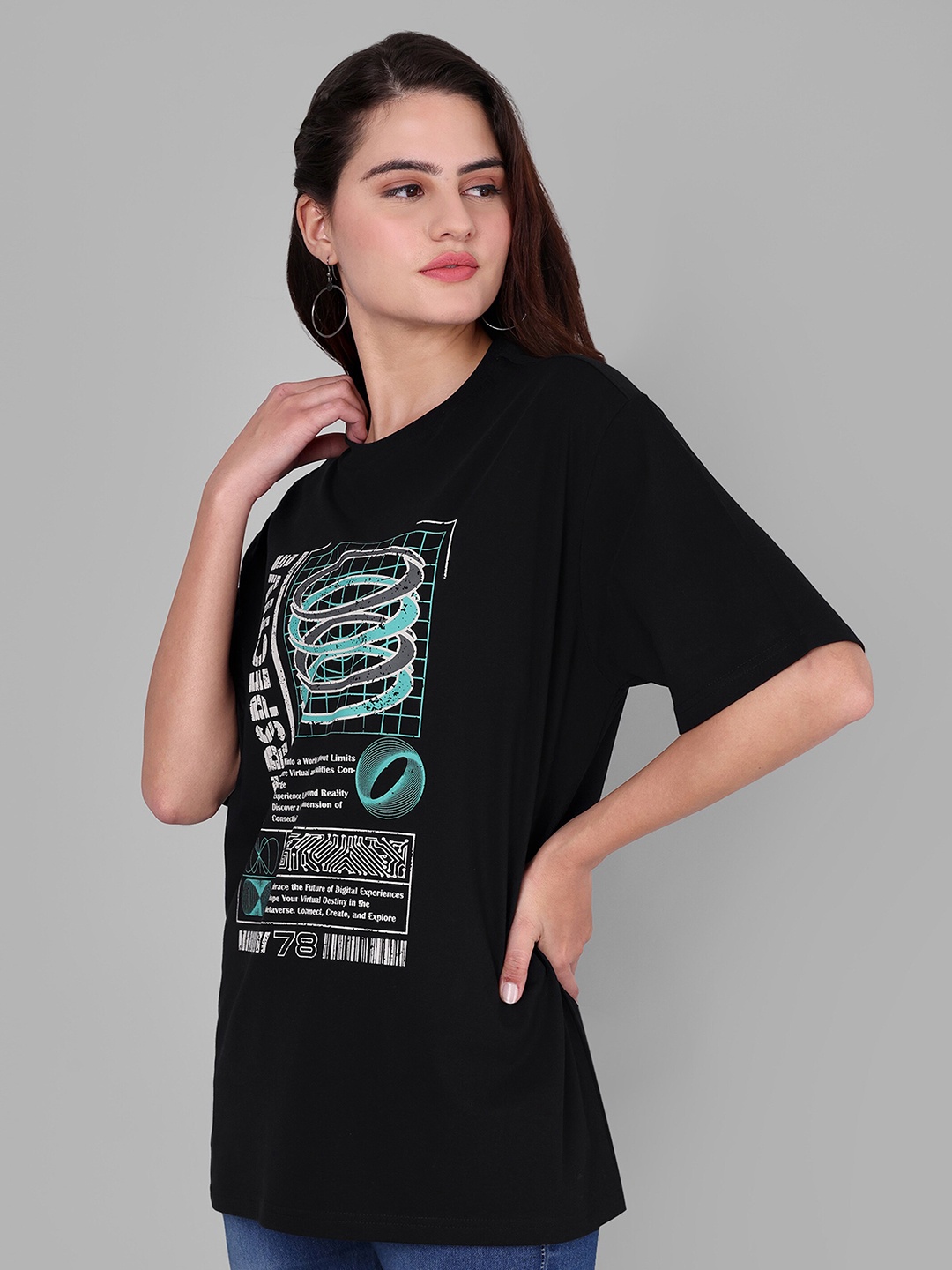 

The Roadster Lifestyle Co Black Graphic Printed Cotton Boxy-Fit Tshirt