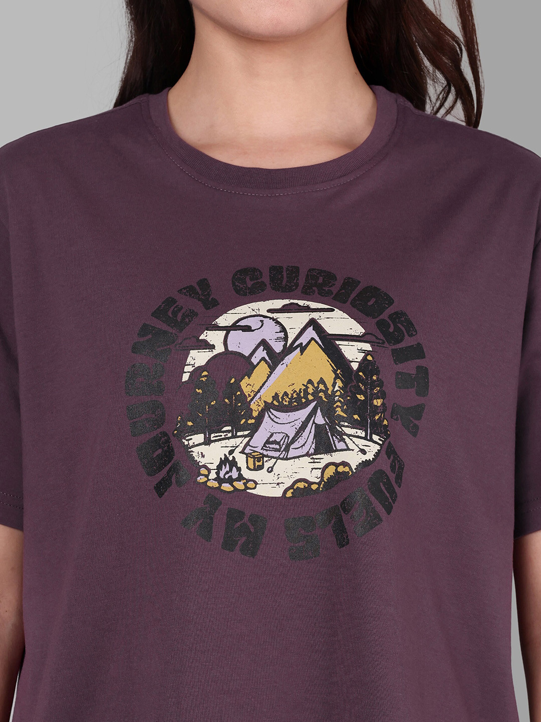 

The Roadster Lifestyle Co Graphic Printed Boxy-Fit Tshirt, Mauve