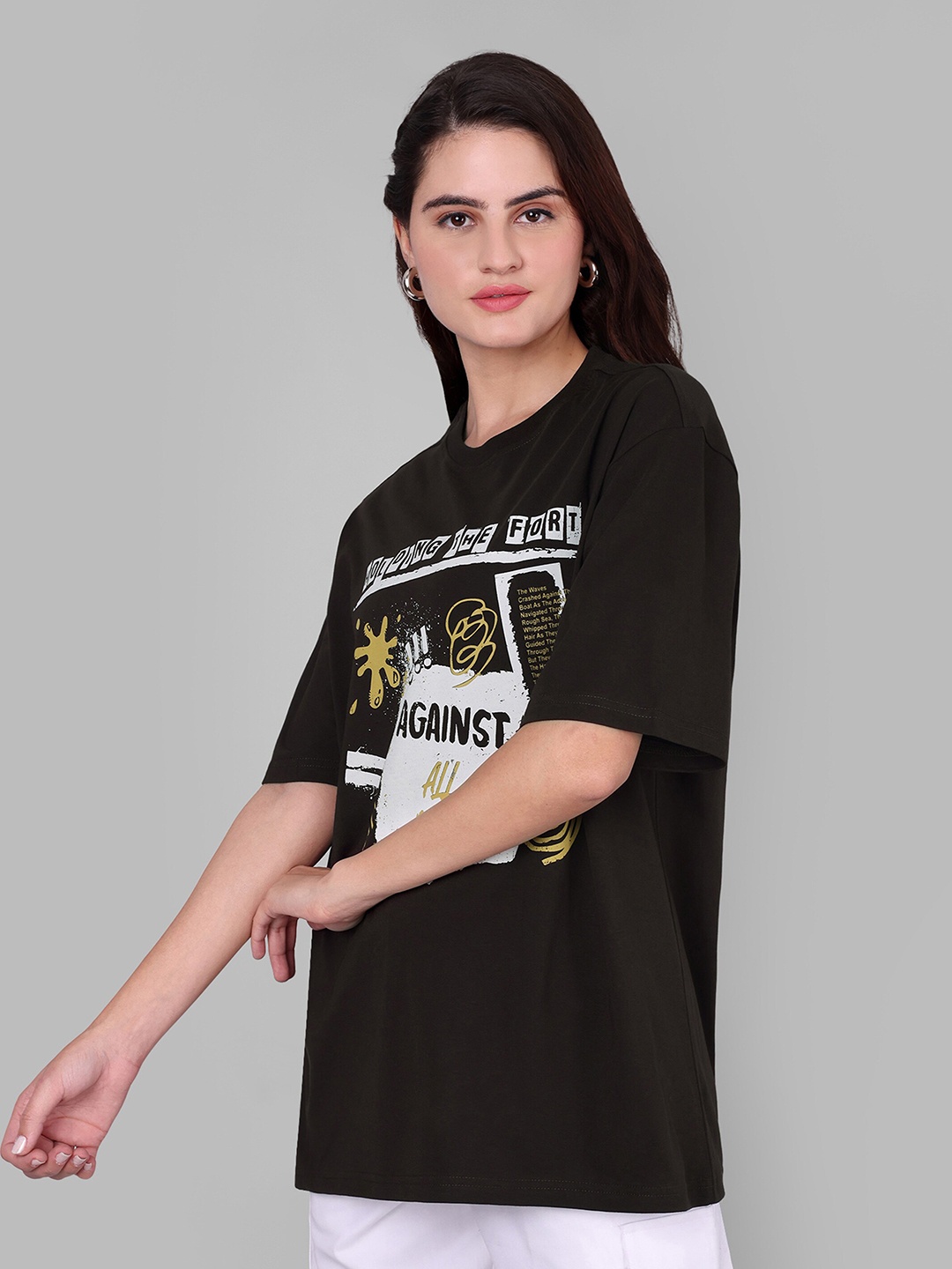 

The Roadster Lifestyle Co Graphic Printed Drop-Shoulder Sleeves Oversized-Fit Tshirt, Brown