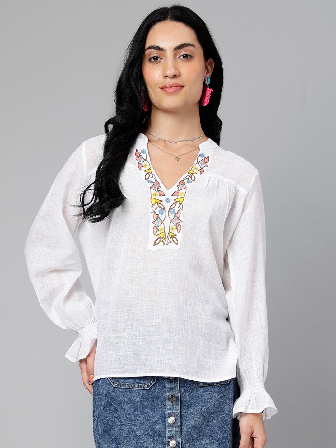 

I Love She Floral Embroidered Mandarin Collar Bell Sleeves Cotton Top, White