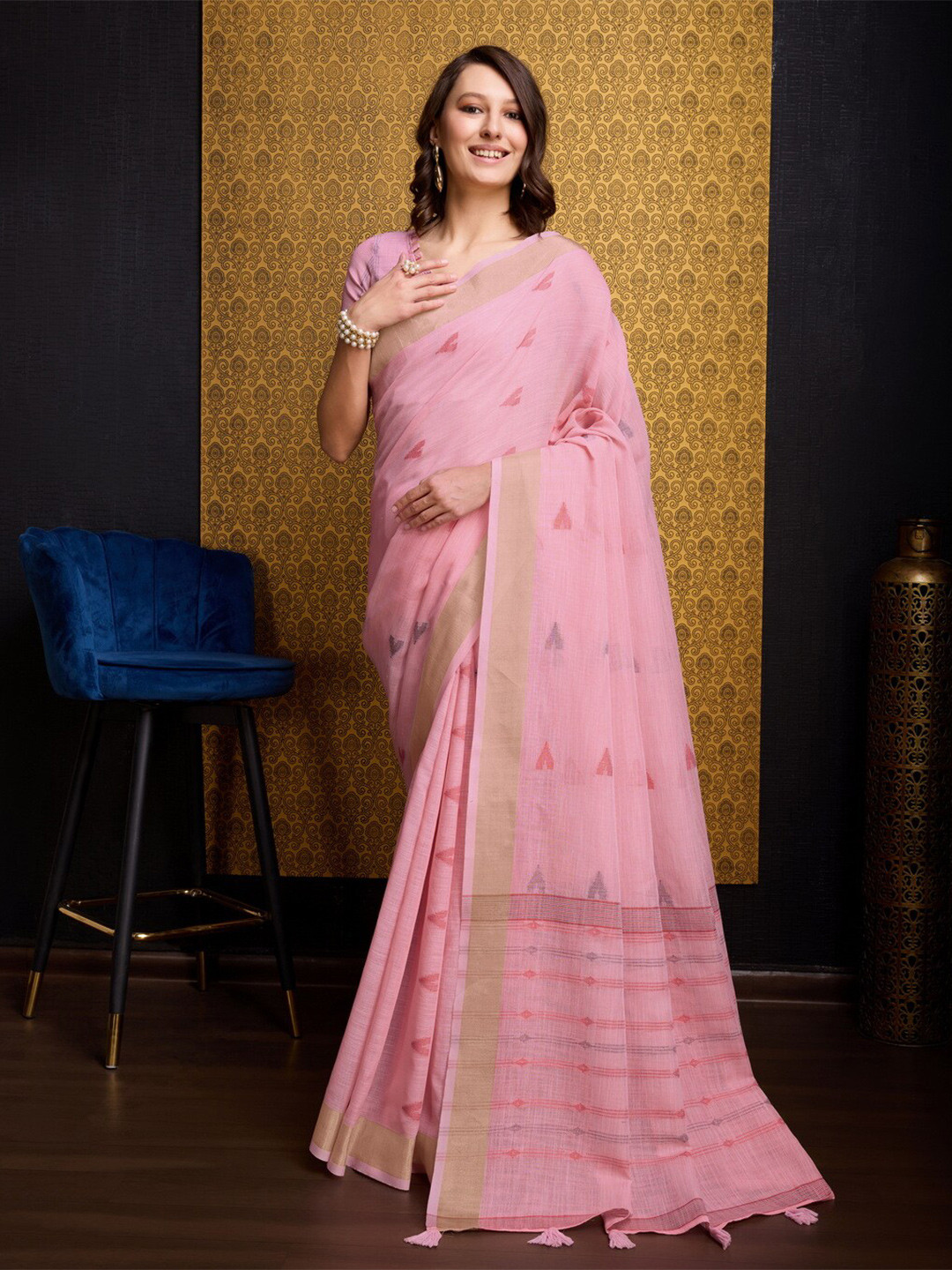 

VASTRA-THE FACTORY STORE Ethnic Woven Design Zari Ikat Saree, Pink