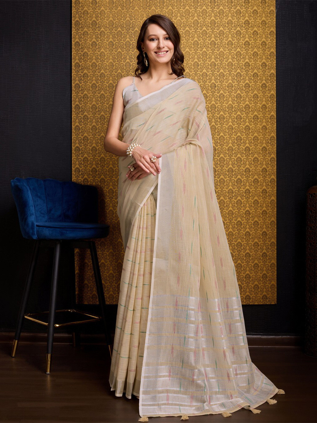 

VASTRA-THE FACTORY STORE Ethnic Woven Design Zari Saree, Brown