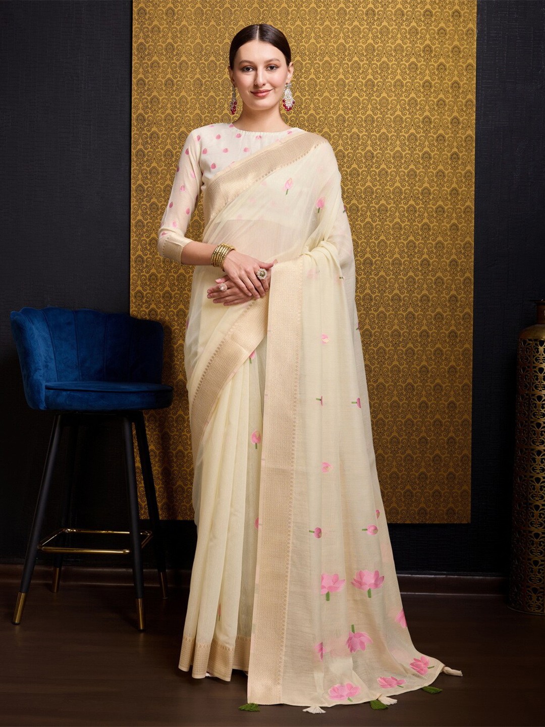 

VASTRA-THE FACTORY STORE Ethnic Woven Design Zari Saree, Cream