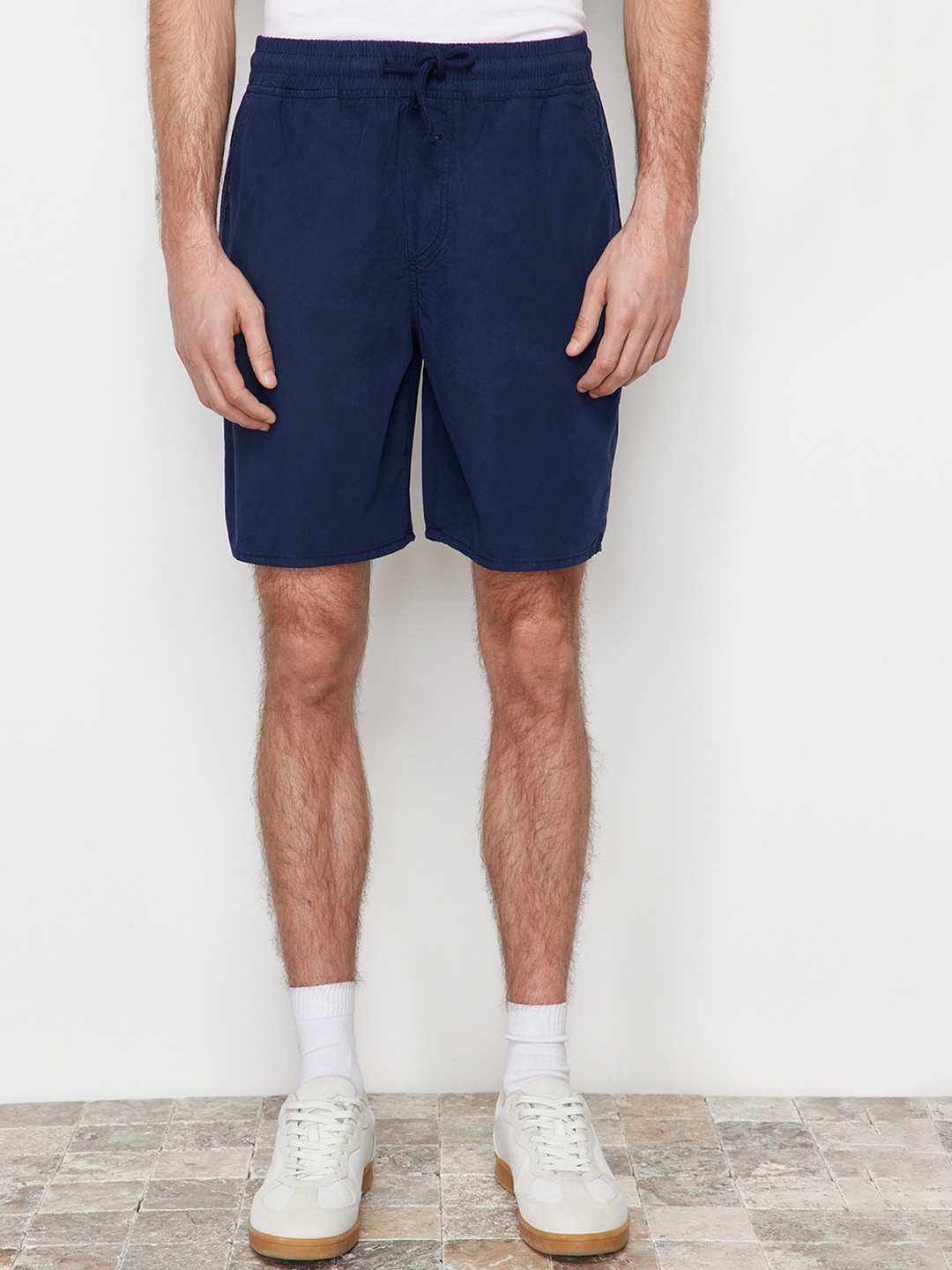 

Trendyol Men Mid Rise Pure Cotton Shorts, Navy blue