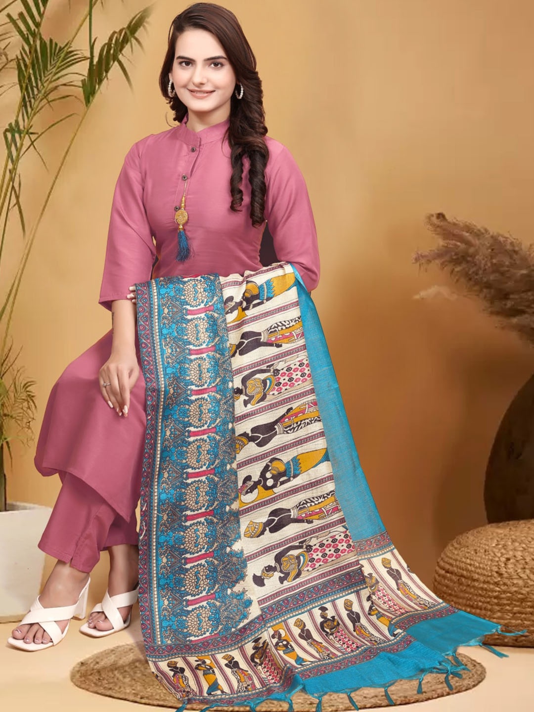 

Anouk Straight Kurta with Trousers & Dupatta, Pink