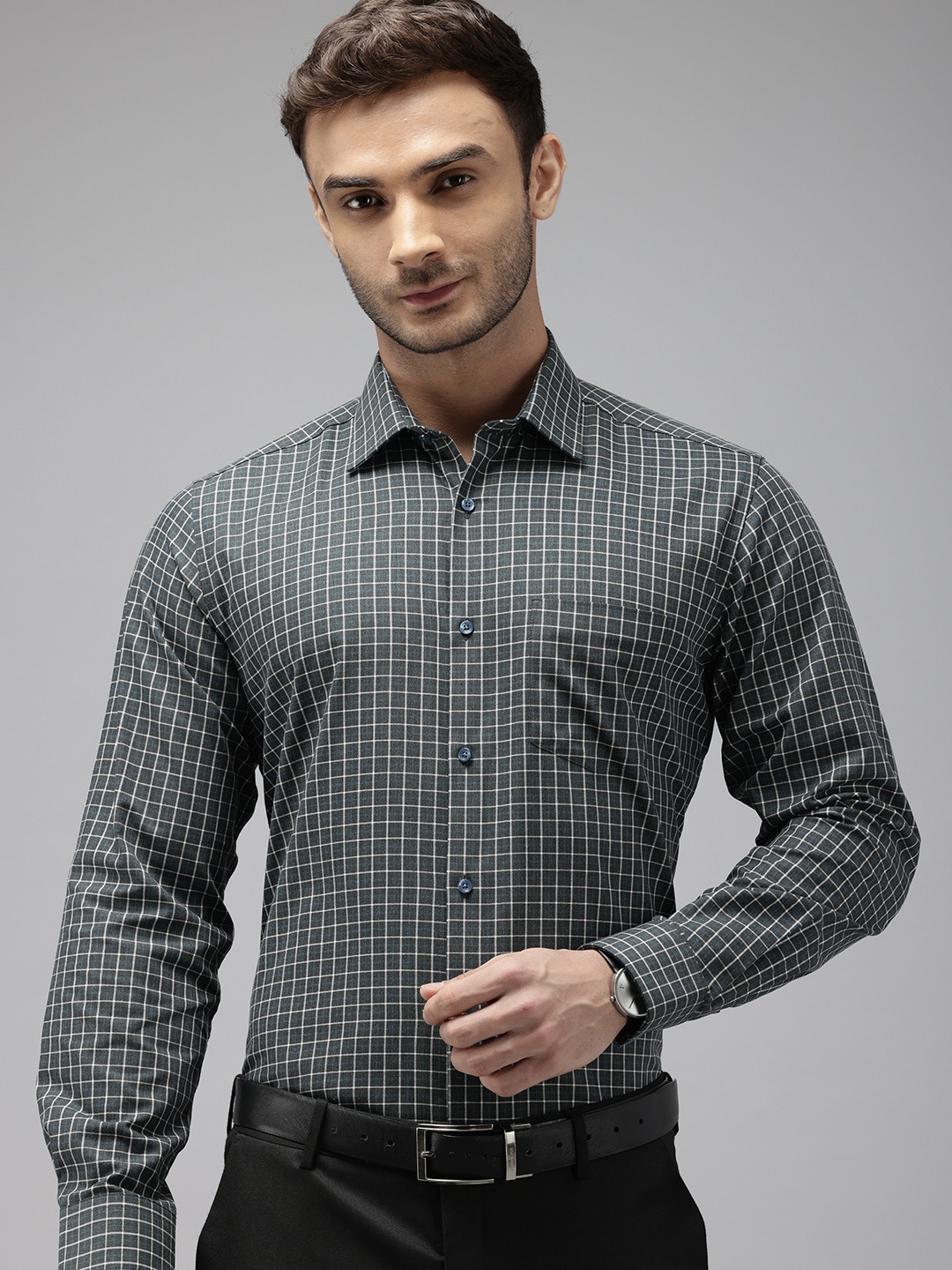 

Van Heusen Pure Cotton Custom Fit Checked Formal Shirt, Grey