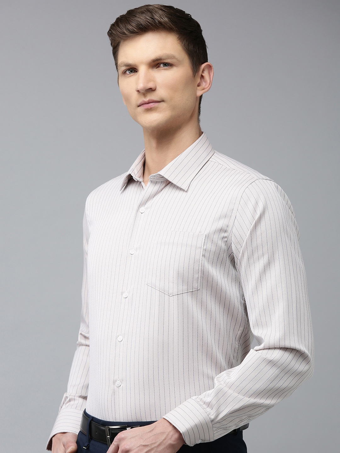 

Van Heusen Slim Fit Opaque Striped Pure Cotton Formal Shirt, Off white
