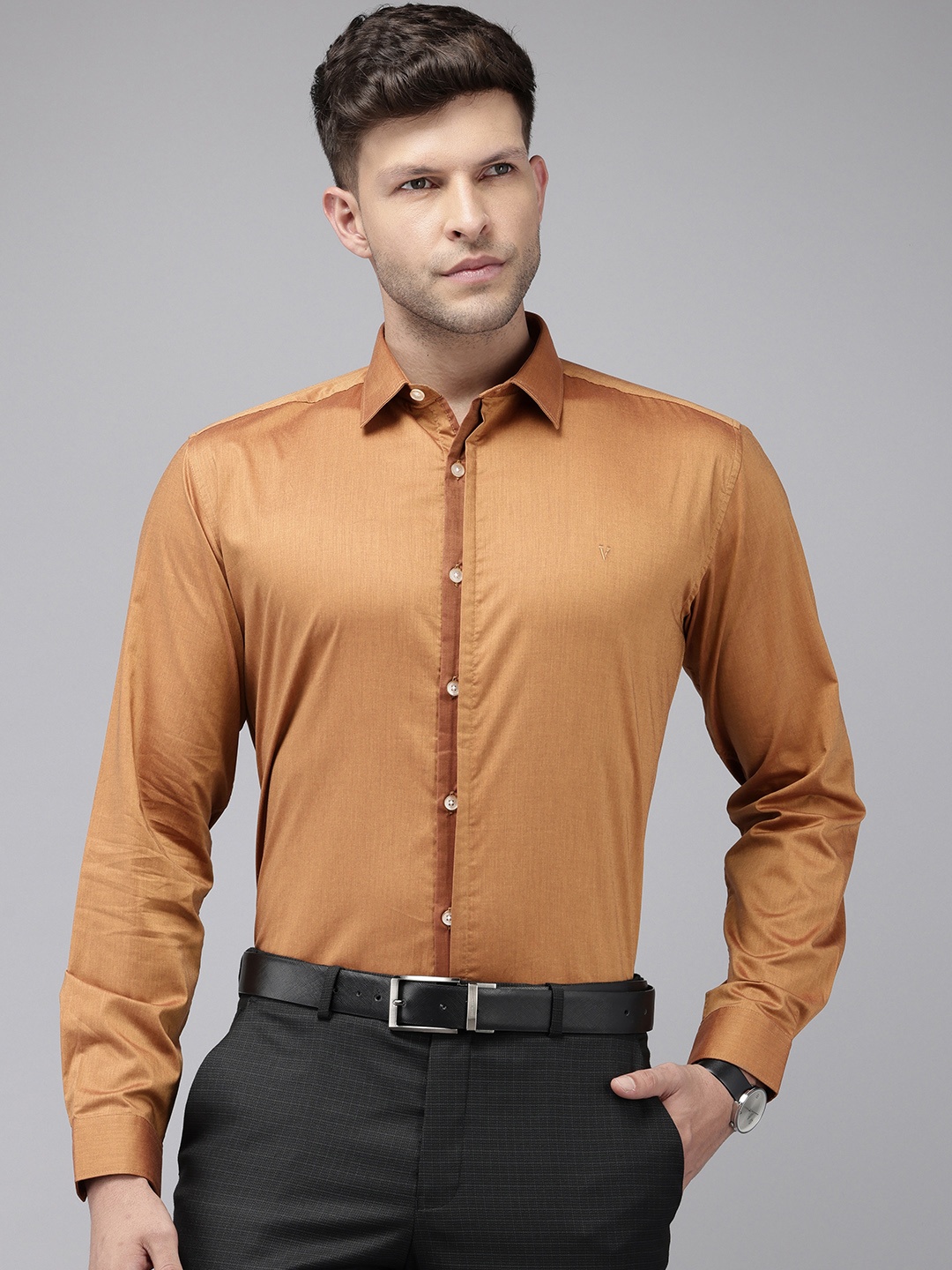 

V Dot Slim Fit Solid Pure Cotton Formal Shirt, Rust