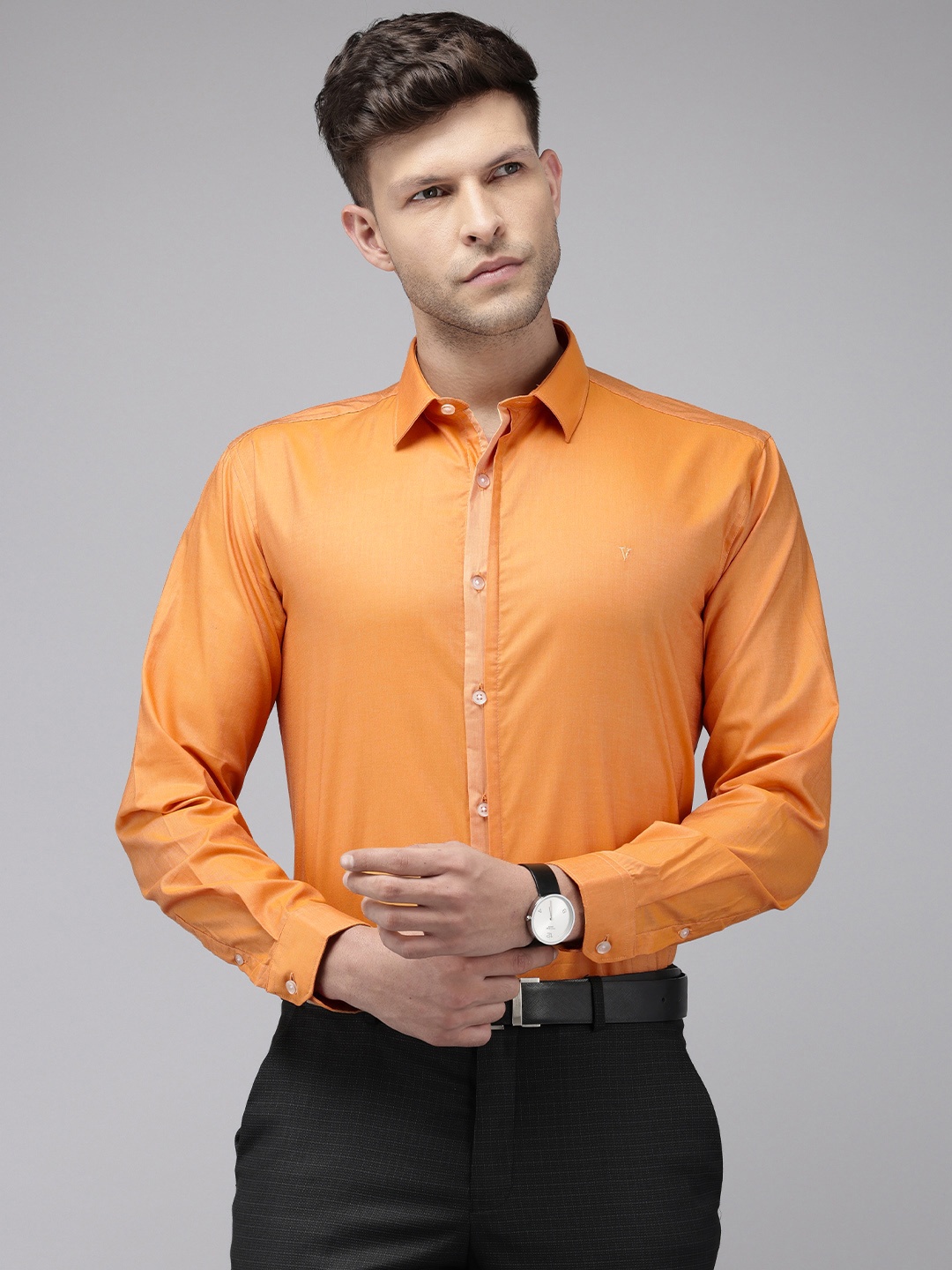 

V Dot Solid Slim Fit Pure Cotton Formal Shirt, Orange