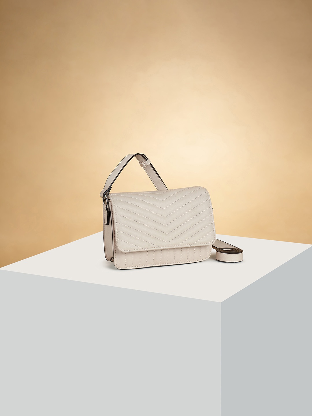 

Forever Glam by Pantaloons Self Designed Structured Handheld Bag, Off white