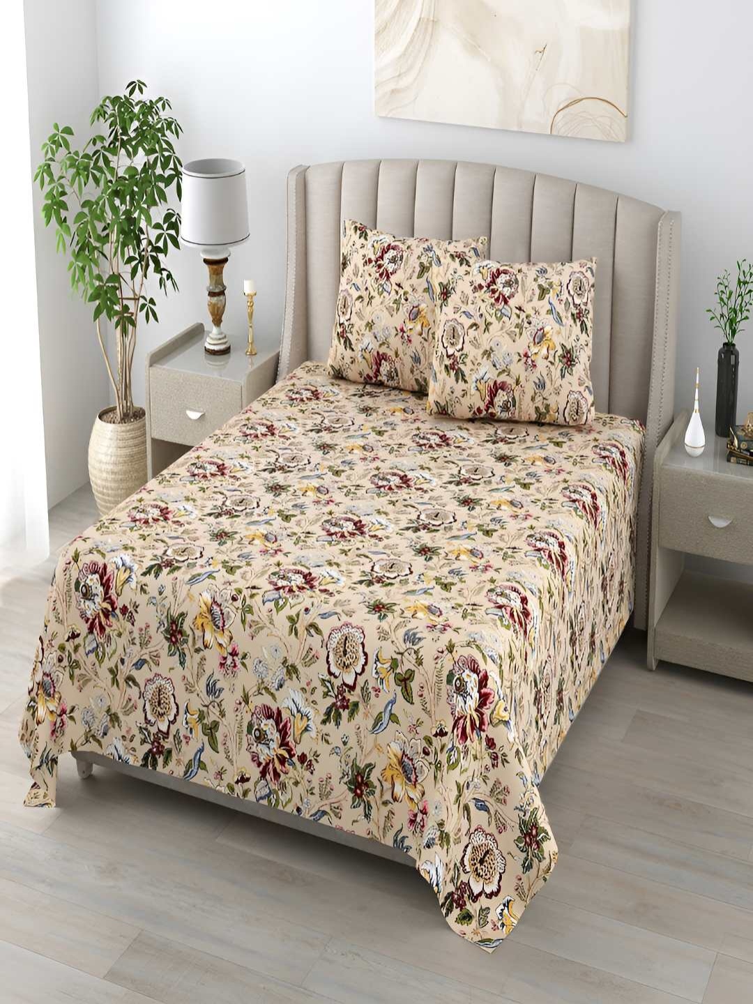 

tundwal's Yellow & Maroon Floral Cotton 210 TC King Bedsheet with 2 Pillow Covers
