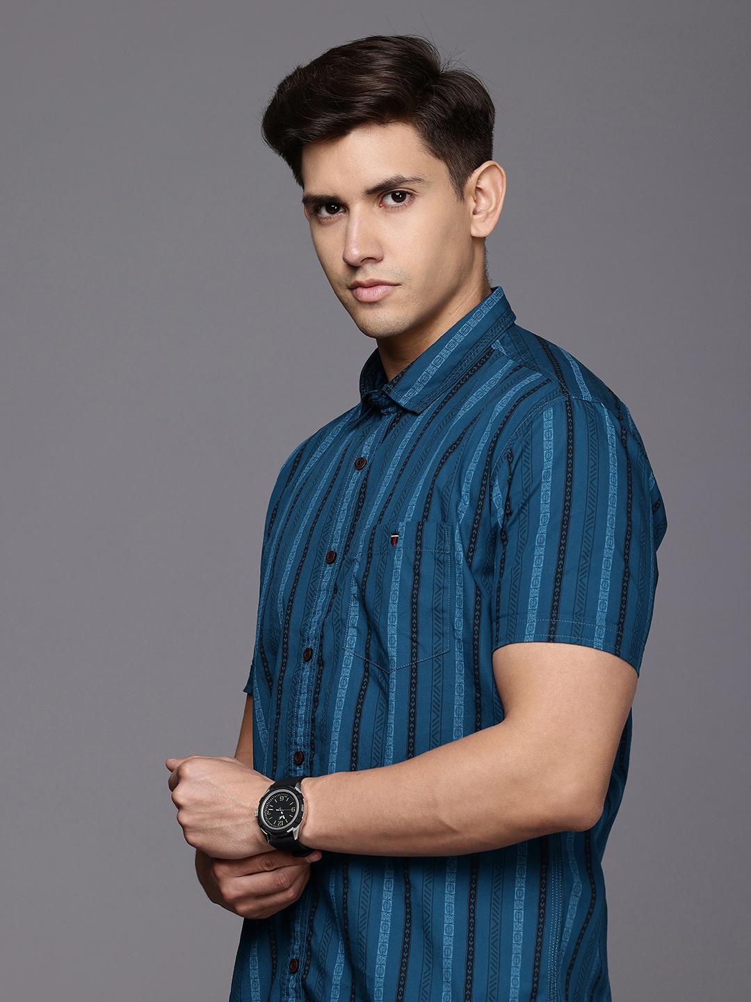 

Louis Philippe Jeans Pure Cotton Slim Fit Printed Casual Shirt, Blue