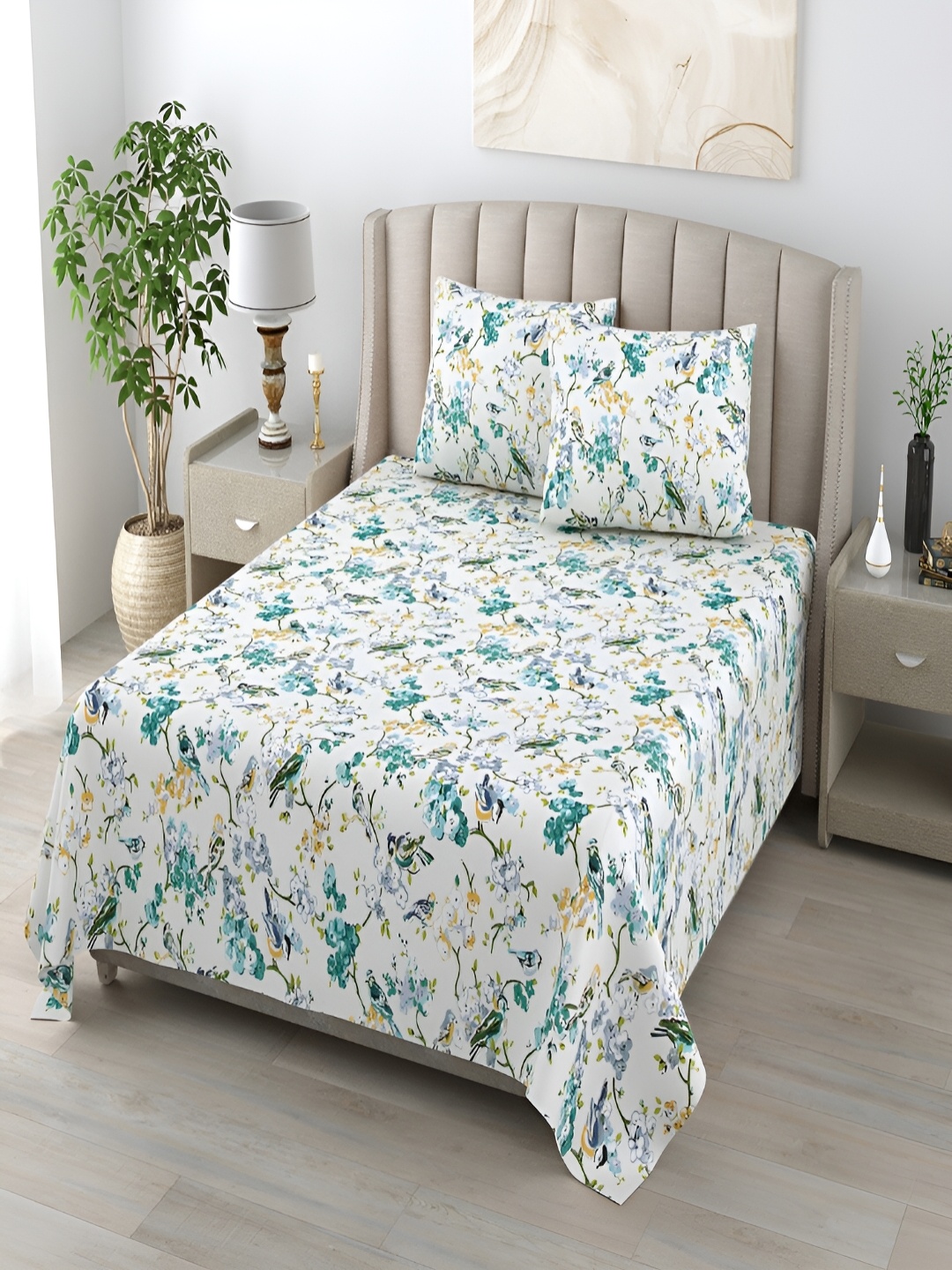 

CHICERY White & Blue Floral 210 TC Cotton Queen Bedsheet With 2 Pillow Covers
