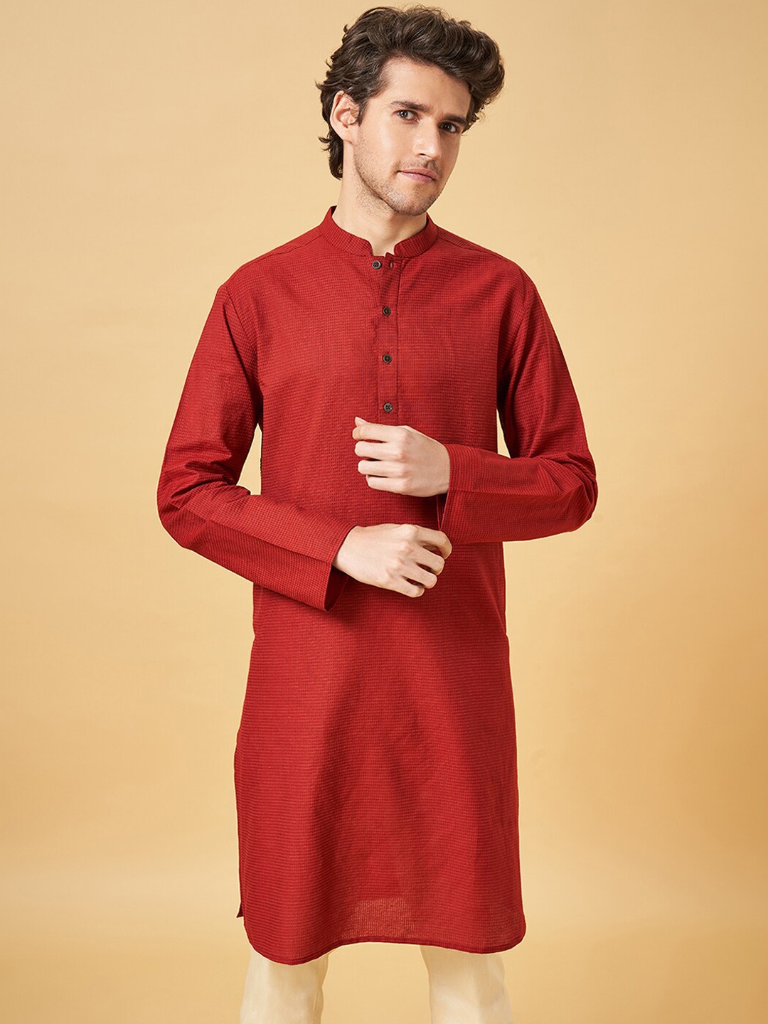 

indus route by Pantaloons Woven Design Thread Work Cotton Straight Kurta, Red