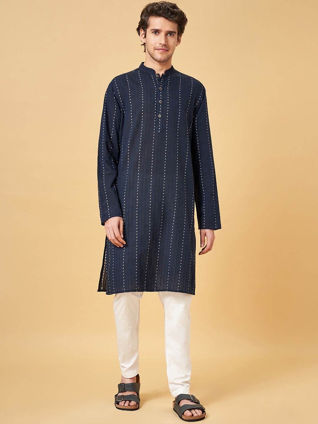 

indus route by Pantaloons Geometric Printed Mandarin Collar Cotton Straight Kurta, Blue