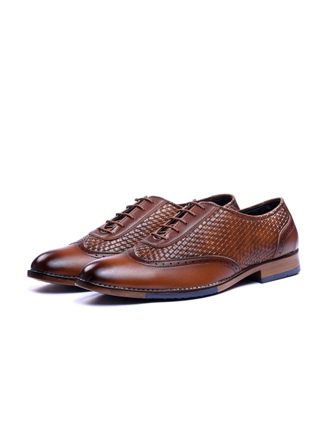 

ITALIAN ELEGANZA Men Textured Formal Oxfords, Tan