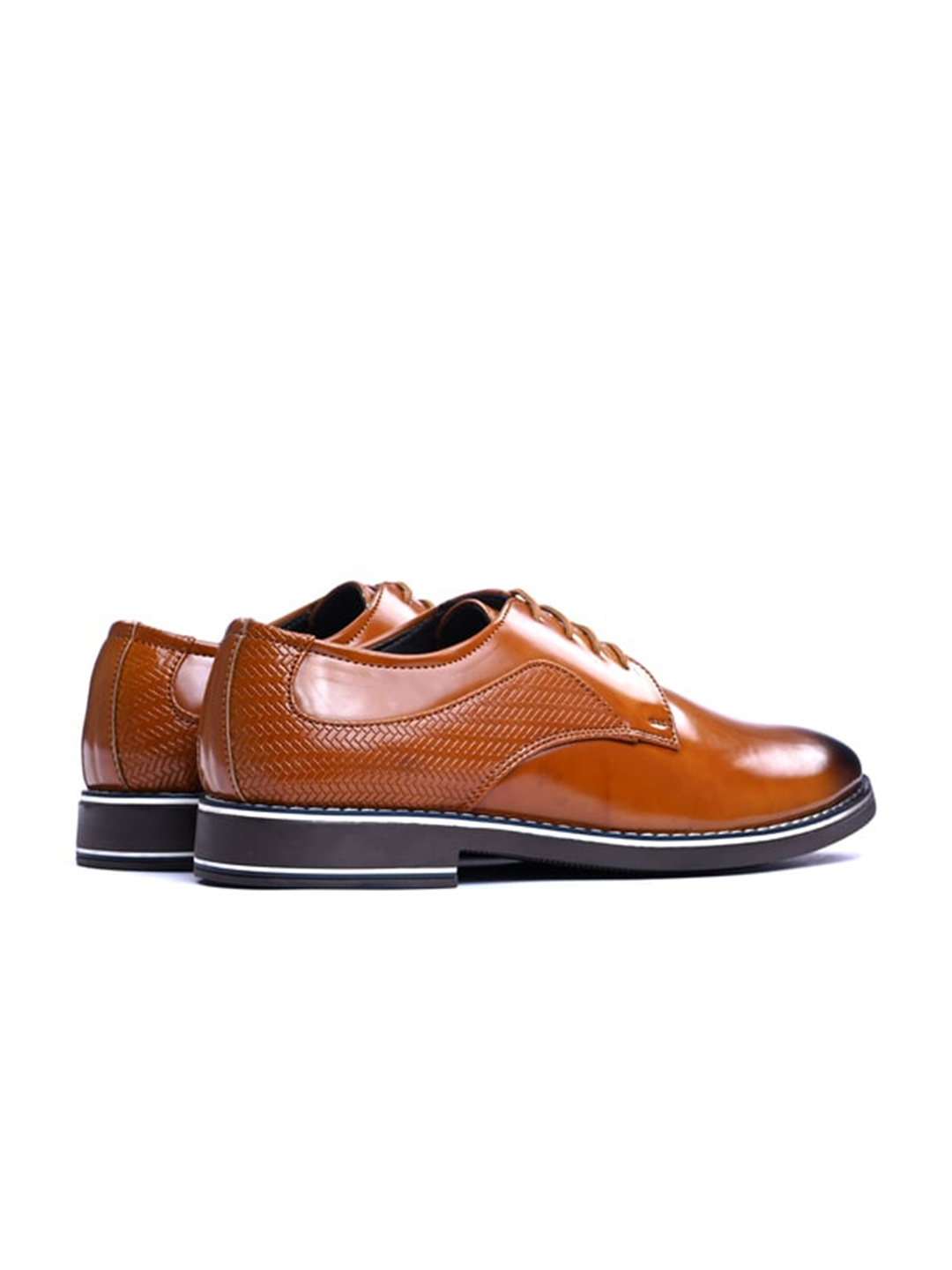 

ITALIAN ELEGANZA Men Textured Formal Derbys, Tan