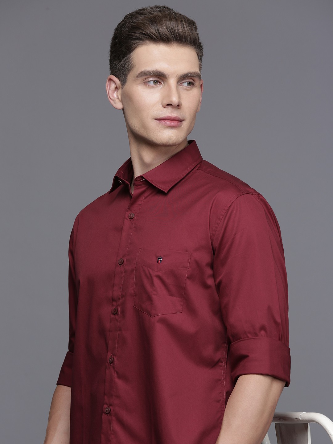 

Louis Philippe Sport Pure Cotton Slim Fit Opaque Casual Shirt, Maroon