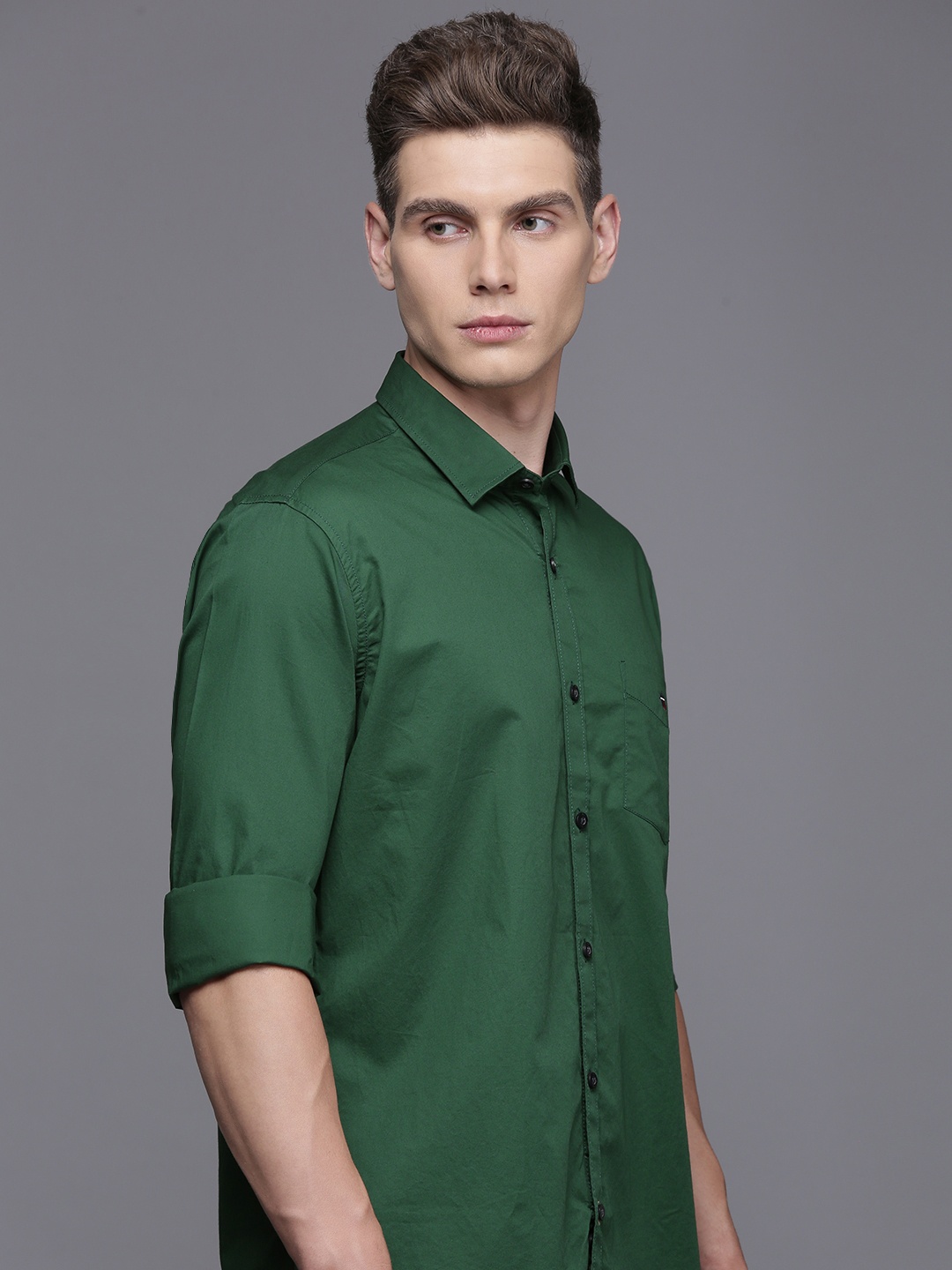 

Louis Philippe Sport Pure Cotton Slim Fit Opaque Casual Shirt, Green