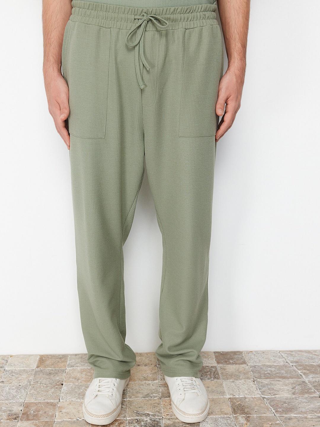 

Trendyol Men Striped Mid Rise Track Pant, Green