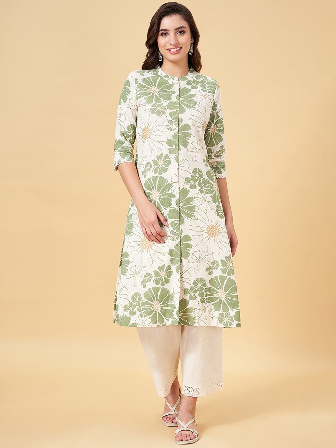 

RANGMANCH BY PANTALOONS Floral Printed Mandarin Collar Sequinned Kurta, Olive