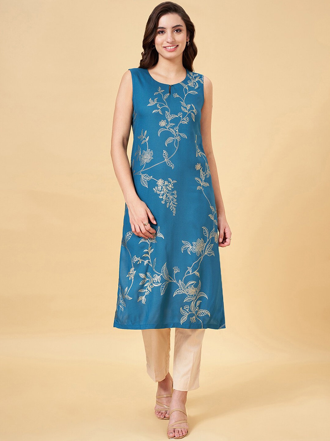 

RANGMANCH BY PANTALOONS Geometric Printed Keyhole Neck Sequinned Kurta, Teal