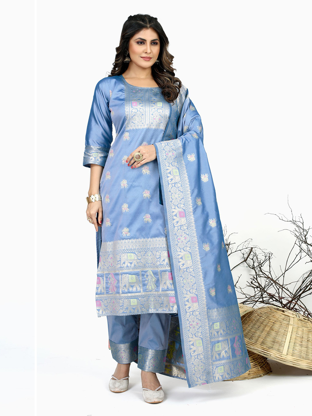 

Royal Rajgharana Saree Ethnic Motifs Pure Silk Unstitched Dress Material, Blue