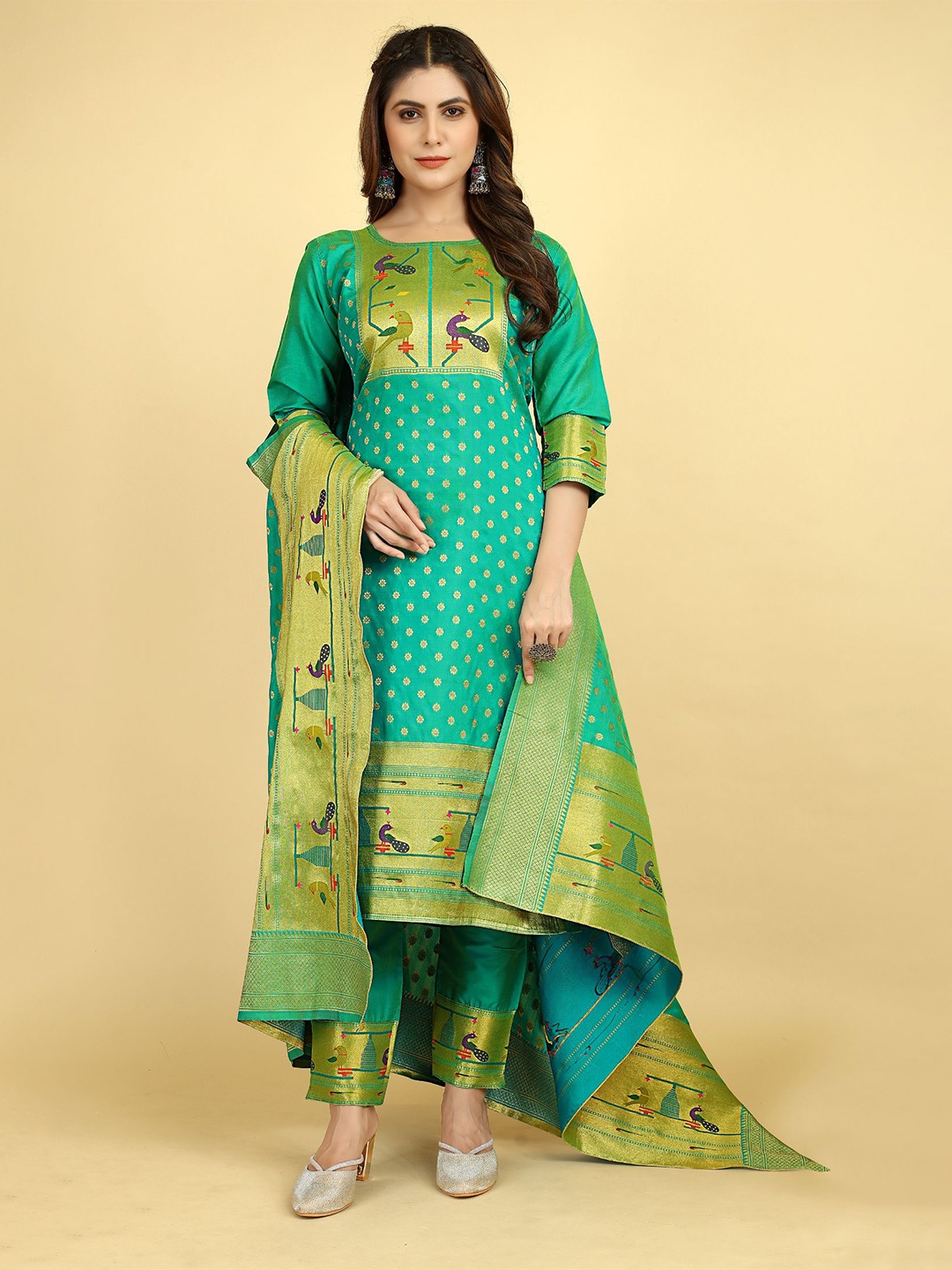 

Royal Rajgharana Saree Pure Silk Unstitched Dress Material, Green