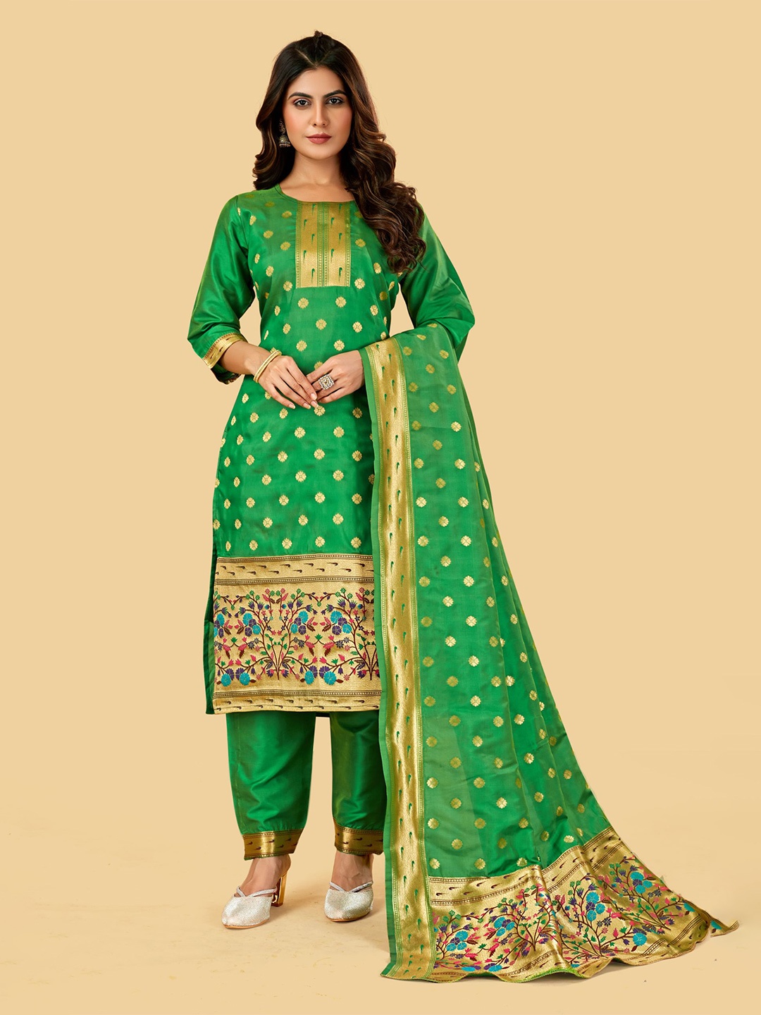 

Royal Rajgharana Saree Ethnic Motifs Pure Silk Unstitched Dress Material, Green