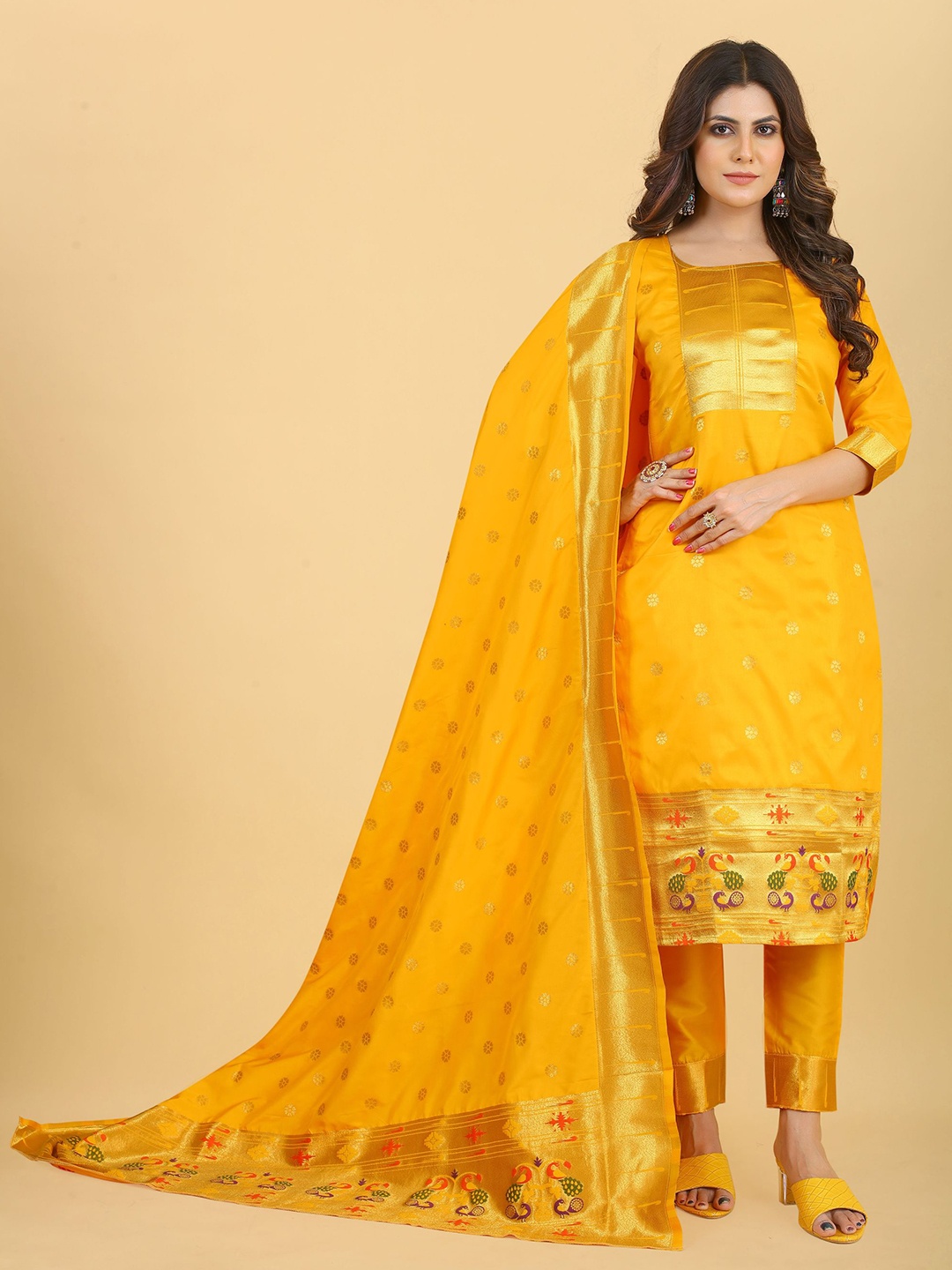 

Royal Rajgharana Saree Pure Silk Unstitched Dress Material, Yellow