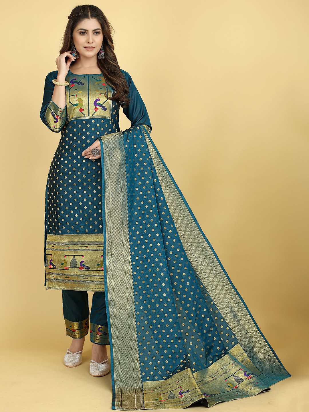 

Royal Rajgharana Saree Pure Silk Unstitched Dress Material, Teal